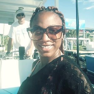 Meet your Posher, Charissa